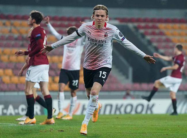  科隆老将临危受命破门助球队逃生  